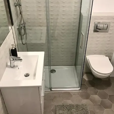 Apartament Pawia דירה